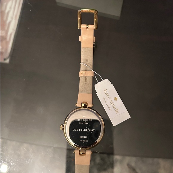 kate spade Blush Pink and Gold Women's Watch…please send your offers!! - Picture 3 of 7